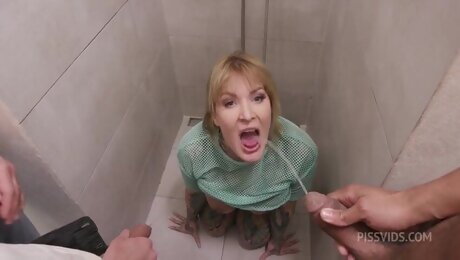 Fucking Hostel Wet, Alexxa Vice, 5on1, Anal Fisting, Atm, Balls Deep, Dap, Extreme Deepthroat, Manhandle, Rough Sex, Tap, Big Gapes, Buttrose, Pee Cocktail/drink/shower, Cum In Mouth, Swallow Ah103