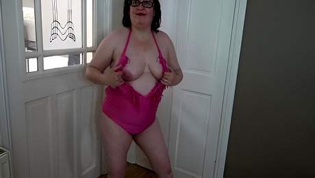 Hot Fat Bbw Wife Stripping Teasing With Big Breasts In Pink Swimsuit