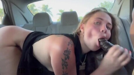 Shagging A Pawg In The Car - Interracial Porn